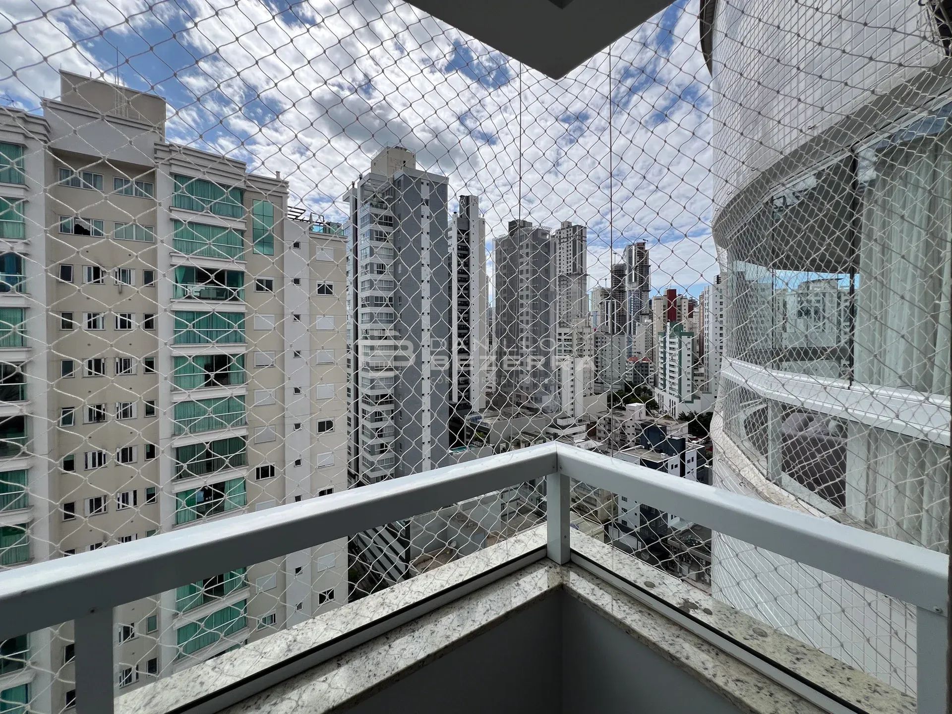 Cobertura espetacular no Centro de Balneário Camboriú, foto 35