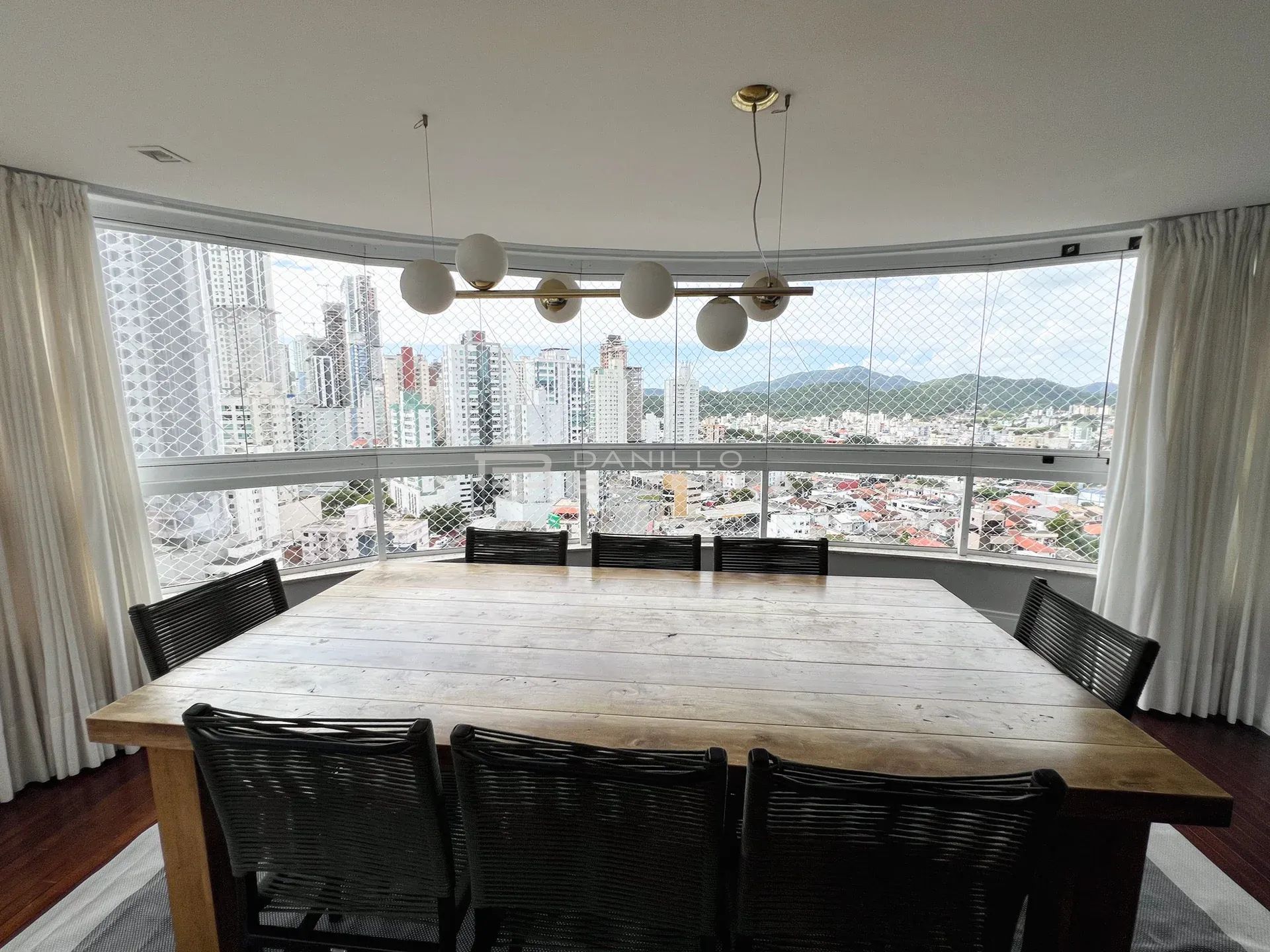 Cobertura espetacular no Centro de Balneário Camboriú, foto 7